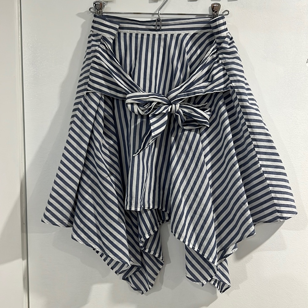 BP blue and white tie skirt